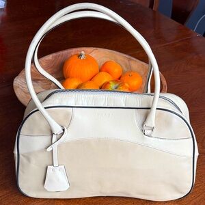 Vintage Prada Vitello Drive Bowler Bag. Classic and chic!